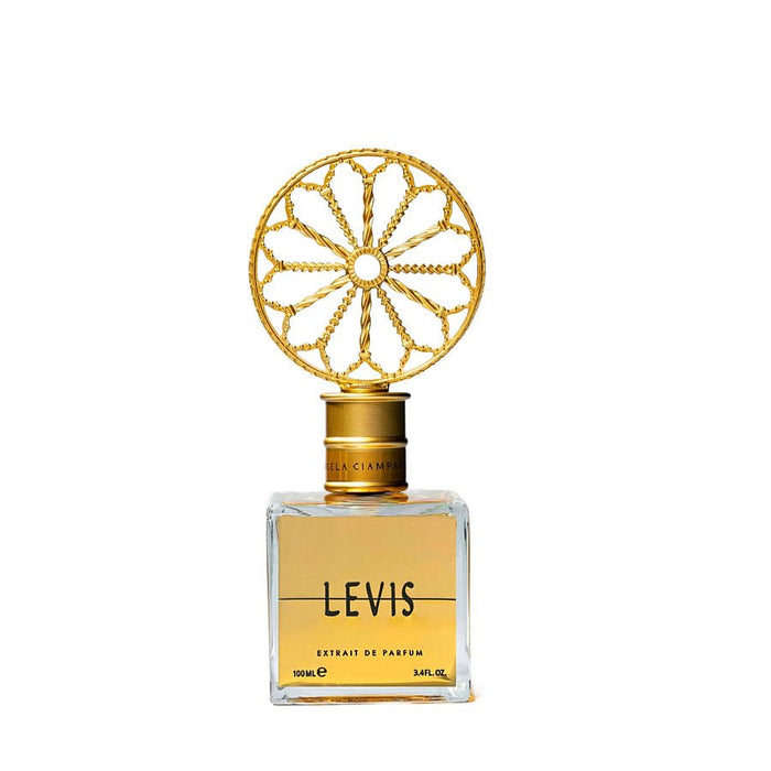 Angela Ciampagna Levis - 7STARSFRAGRANCES.COM